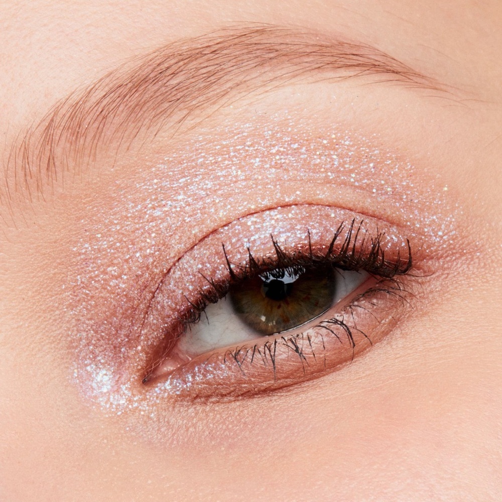 MAC Dazzleshadow Liquid Eyeshadow “Diamond Crumbles” - Picture 3 of 6